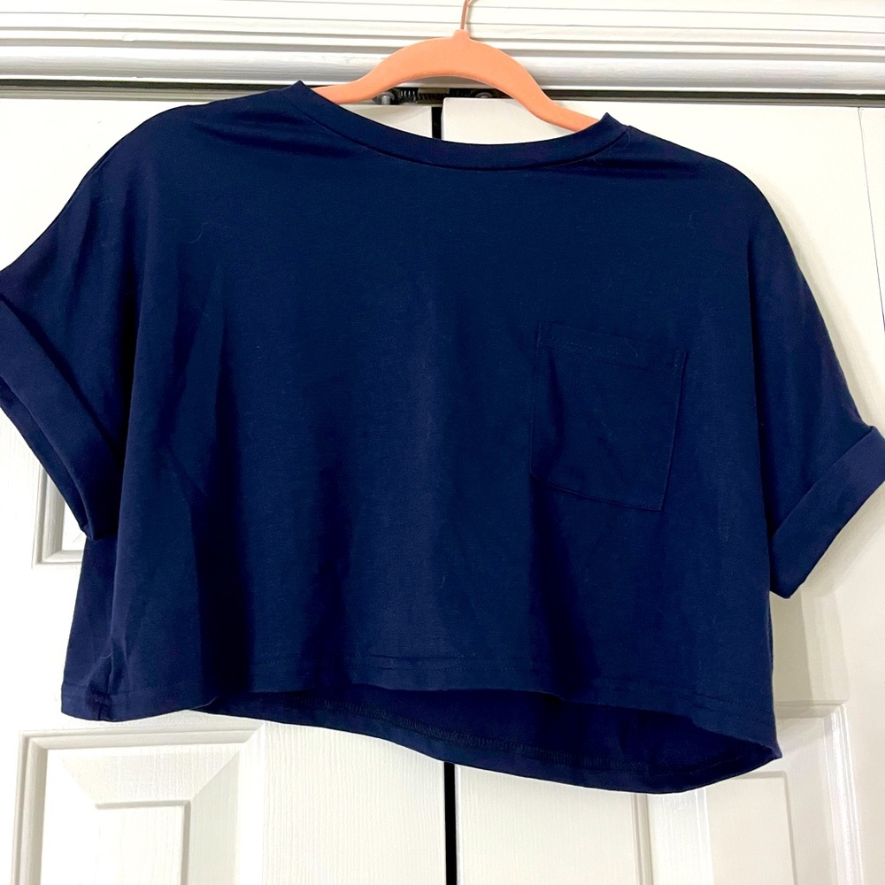 Shien cropped navy blue shirt with pocket
